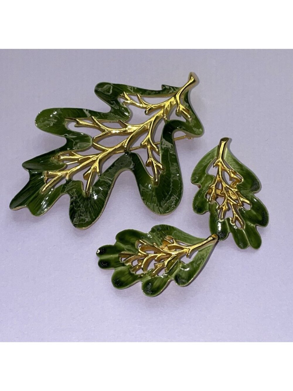 Vtg Sarah Coventry Signed Brooch Gold-Tone Green Enamel Oak Leaf Brooch Earrings